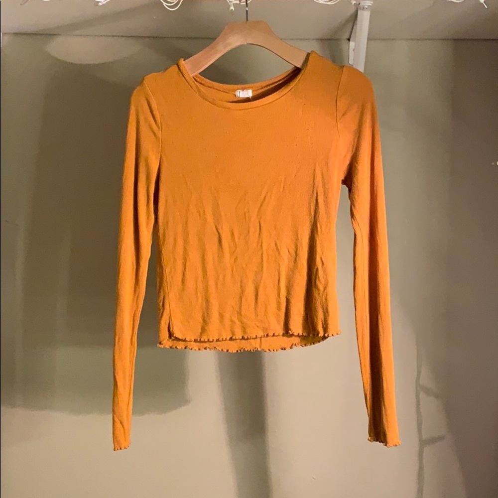 Long sleeve blouse very cute!